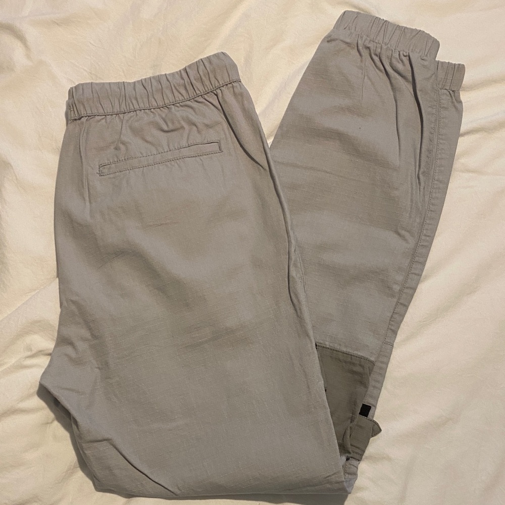 Men's Colorblock Ripstop Cargo Joggers - Picture 10 of 10